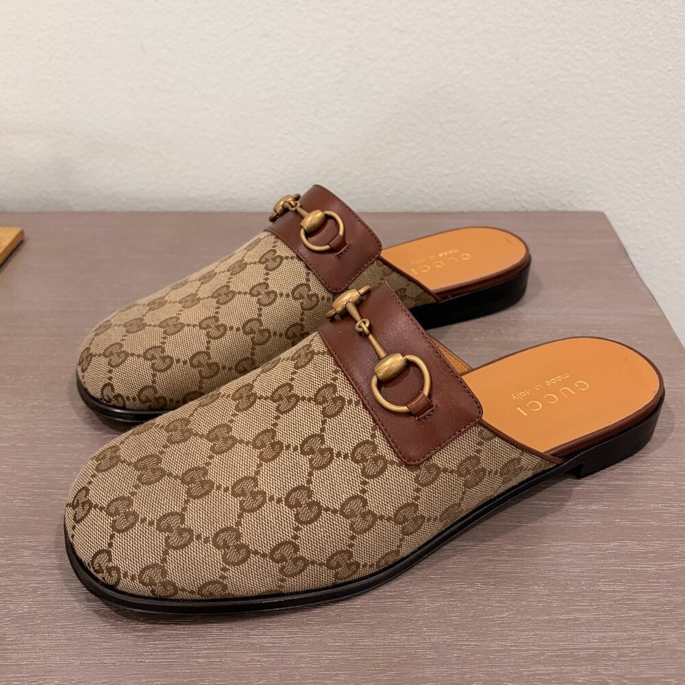GUCCI CANVAS PRINTED MENS SLIDES - LIKE NEW